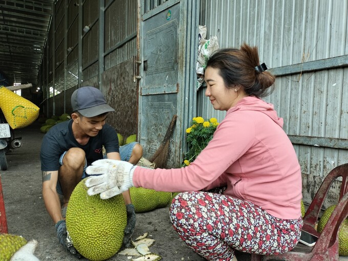 Ngày 30/1, mít Thái loại 1 có giá 35.000 đồng/kg. Ảnh: Minh Đảm.