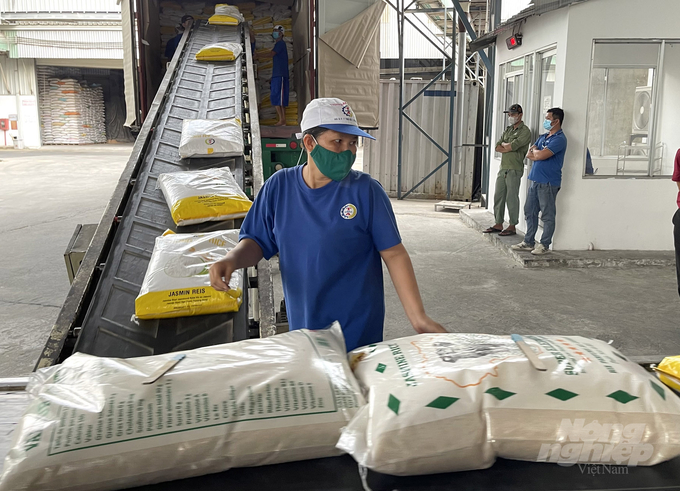 Hoạt động xuất khẩu gạo của công ty Trung An tại Quận Thốt Nốt, TP Cần Thơ Ảnh Hữu Đức