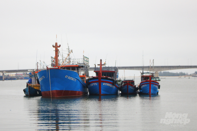 There are still many fishing vessels that have not yet installed cruise monitoring equipment as prescribed. Photo: CD. 