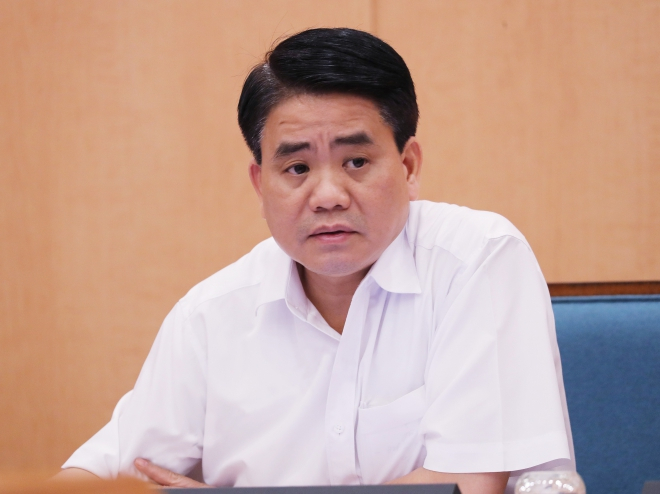 Cựu chủ tịch UBND TP. Hà Nội Nguyễn Đức Chung bị truy tố về tội 'Lợi dụng chức vụ, quyền hạn trong khi thi hành công vụ' trong vụ án vi phạm quy định đấu thầu gây hậu quả nghiêm trọng xảy ra tại Sở Kế hoạch và Đầu tư Hà Nội (KH&ĐT).
