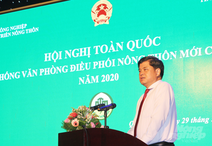 Thứ trưởng Bộ NN-PTNT Trần Thành Nam phát biểu chỉ đạo tại Hội nghị sáng 29-5. Ảnh: LQB