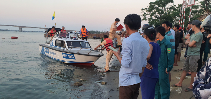 Một vụ lật thuyền ở Quảng Nam vào năm 2020 khiến nhiều người tử vong. Ảnh: L.K.
