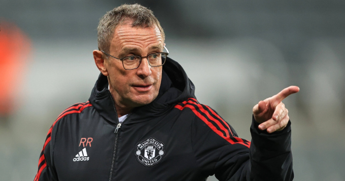 HLV Ralf Rangnick điên tiết với các tiền đạo Man United. Ảnh: Dailymail.