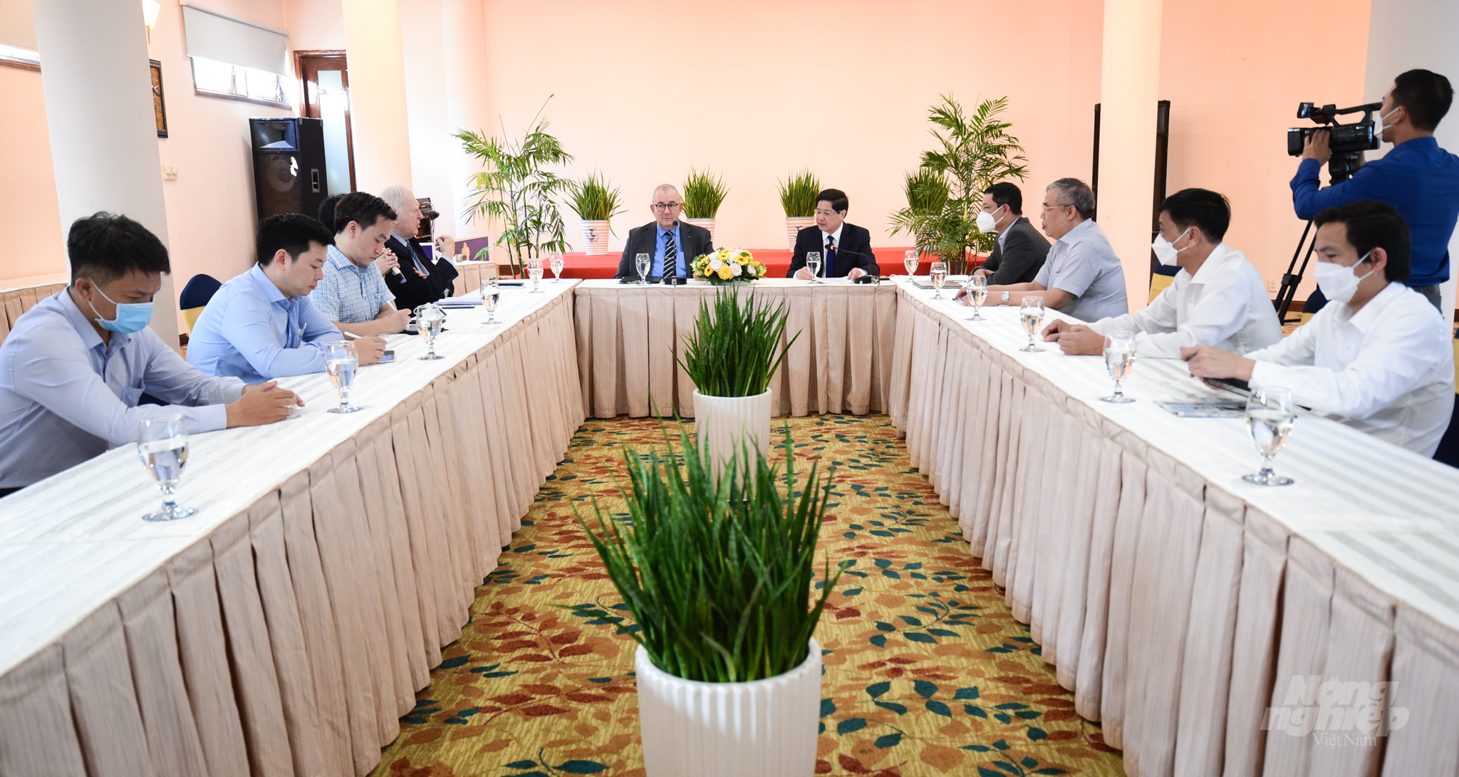 Ambassador Paul Jansen said that in the coming time, cooperation activities in the field of agriculture between the two countries will be enhanced. Photo: Tung Dinh.