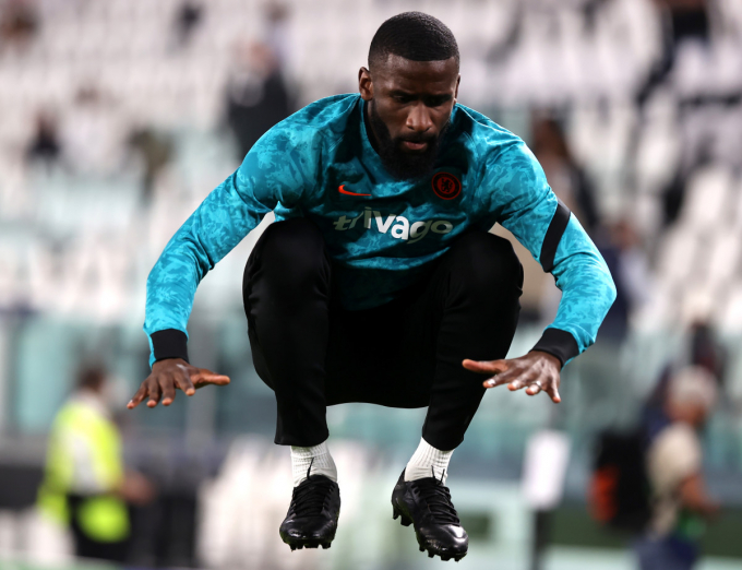 Antonio Rudiger là người đầu tiên rời Chelsea? Ảnh: Dailymail.