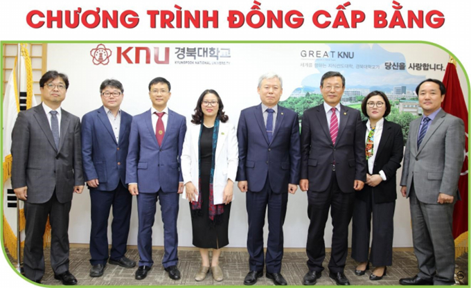 Học viện ký hợp tác với Trường Đại học Quốc gia Kyung Pook, Hàn Quốc (KNU) về chương trình đồng cấp bằng. Ảnh: HVNN