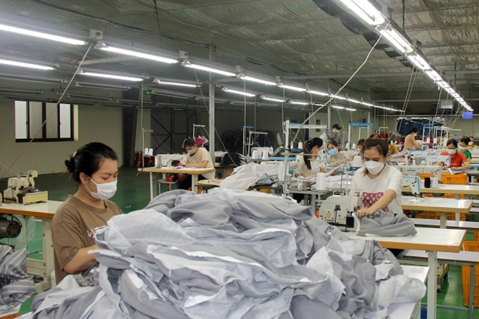 Hoạt động sản xuất, đầu tư kinh doanh của các doanh nghiệp Hàn Quốc đã góp phần tạo việc làm cho người dân và đóng góp tích cực vào nguồn thu ngân sách tỉnh Thanh Hóa. Ảnh: BTH.