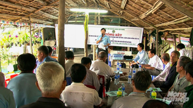 Tập huấn, đào tạo cho nông dân về quy trình canh tác theo mô hình '3 giảm, 3 tăng', '1 phải, 5 giảm'. Ảnh: Kim Anh.