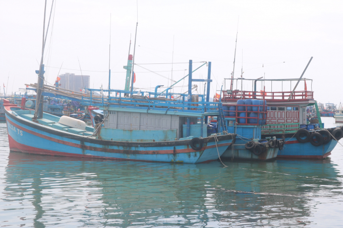 Những năm qua, các tài công (thuyền trường) tàu cá ở Khánh Hòa đã được cơ quan chuyên môn tập huấn nâng cao trình độ khai thác thủy sản rất nhiều. Ảnh: K.S.
