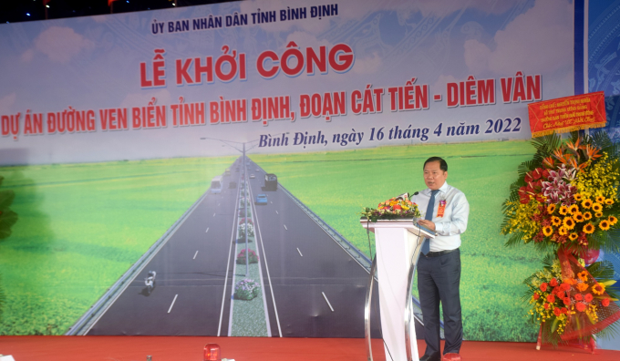 Ông Nguyễn Phi Long, Chủ tịch UBND tỉnh Bình Định, phát biểu tại buổi lễ. Ảnh: V.Đ.T.