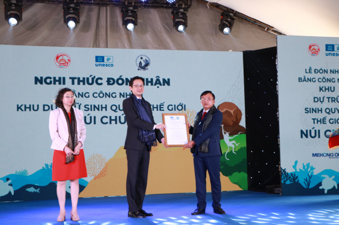 Ninh Thuan Province received UNESCO's certificate recognizing Nui Chua National Park as the global biosphere reserve. Photo: Duy Quan.