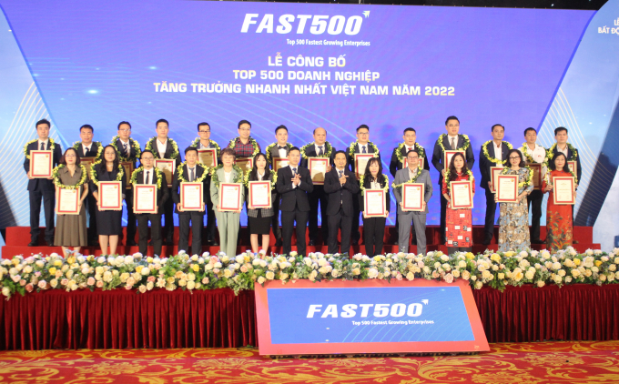 Bảng xếp hạng FAST500- top 500 doanh nghiệp tăng trưởng nhanh nhất Việt Nam được dựa trên tiêu chí chính là tốc độ tăng trưởng kép (CAGR) về doanh thu. Ảnh: Trung Quân.
