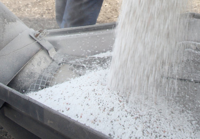 Prices of some fertilizers are forecasted to set new peaks in the third quarter. Photo: TL.