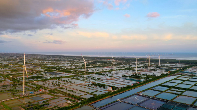 Nhà máy Điện gió Hoà Bình 5 (giai đoạn 1) có công suất 80MW với tổng số vốn đầu tư hơn 3.700 tỷ đồng. Ảnh: TL.