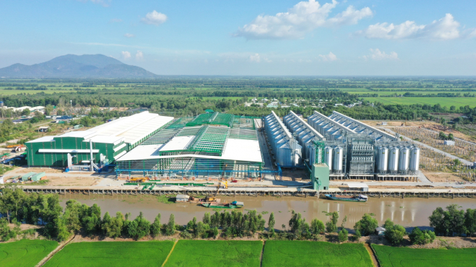 Tập đoàn Tân Long xây dựng nhà máy gạo Hạnh Phúc quy mô lớn nhất Châu Á tại huyện Tri Tôn, tỉnh An Giang. Ảnh: KL.