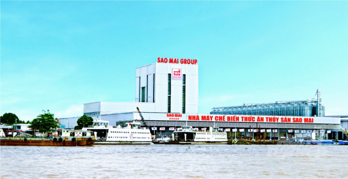 Nhà máy chế biến thức ăn thủy sản Sao Mai hiện đại nhất Châu Á. Ảnh: Gia Phú.