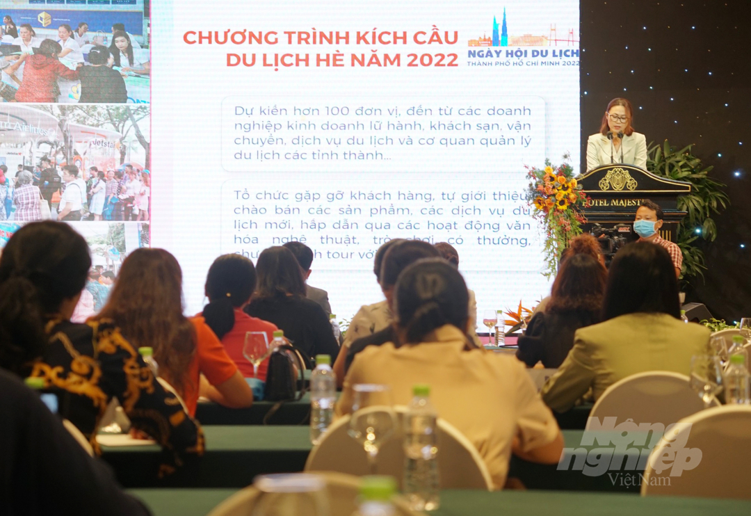 Trung tâm Xúc tiến Du lịch TP.HCM giới thiệu về các chương trình tại Ngày hội Du lịch TP.HCM 2022. Ảnh: Nguyễn Thủy.