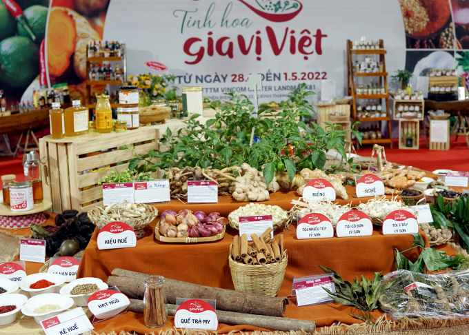 Typical regional spices on display at the Essence of Vietnamese Spices Festival 2022 held on April 30 in Ho Chi Minh City. Photo: Nguyen Thuy.