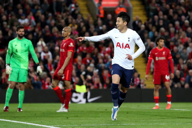 Son Heung-min ghi bàn cho Tottenham. Ảnh: Express.