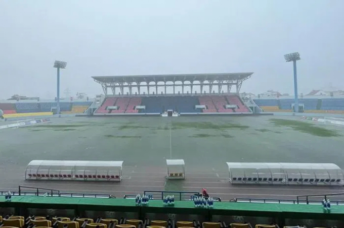 Hoãn trận đấu giữa tuyển bóng đá nữ Myanmar và Lào vì mưa lớn.