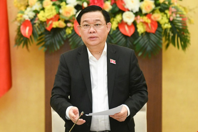 Chủ tịch Quốc hội Vương Đình Huệ tại phiên họp của Ủy ban Thường vụ Quốc hội sáng 11/5.
