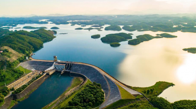 Hồ Thủy Điện Thác Bà được quy hoạch trở thành trọng điểm du lịch của tỉnh Yên Bái.