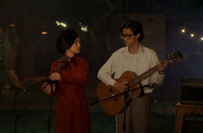 Khánh Ly và Trịnh Công Sơn trong bộ phim 'Em và Trịnh'