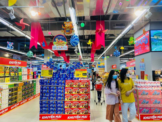 Trong thời gian này, khách hàng mua sắm tại WinMart/WinMart+ vào bất cứ thời gian nào cũng có thể lựa chọn nhiều mặt hàng giá tốt.