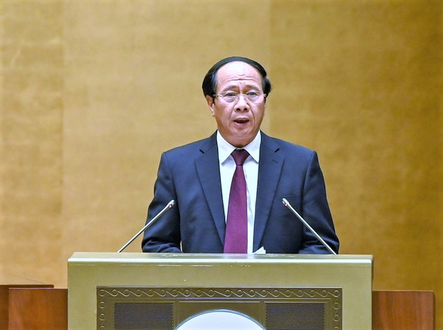 Phó Thủ tướng Lê Văn Thành cho biết Chính phủ sẽ nghiên cứu, tiếp thu ý kiến về việc quy định môn Lịch sử là môn học bắt buộc trong chương trình giáo dục ở cấp THPT. Ảnh: VGP/Nhật Bắc.
