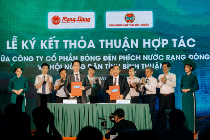 Lễ ký kết hợp tác giữa Rạng Đông và Hội nông dân tỉnh Bình Thuận.