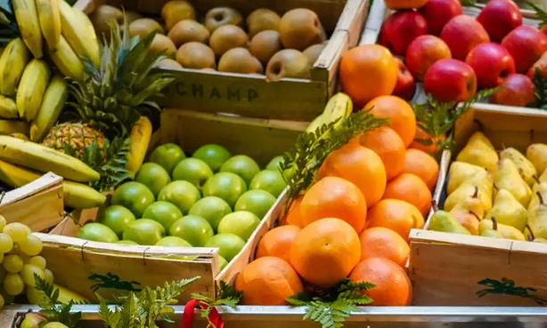 Close to a third of all fruits sampled in the study were tainted by hazardous substances in 2019, the last year for which data was available. Photo: Edward Berthelot