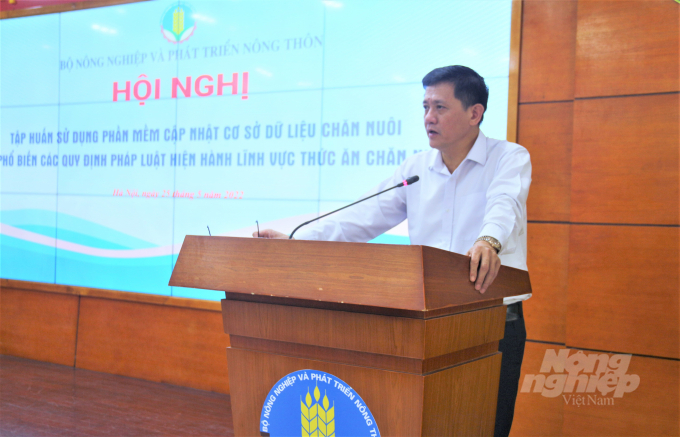 Mr. Duong Tat Thang, Director of the Department of Livestock Production, spoke at the conference. Photo: Pham Hieu.