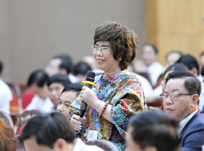 Bà Thái Hương đưa ra câu hỏi tại Hội nghị.