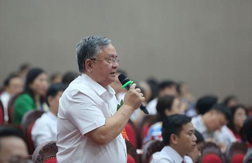 Ông Lê Quang Thắng đặt câu hỏi đối thoại với Thủ tướng