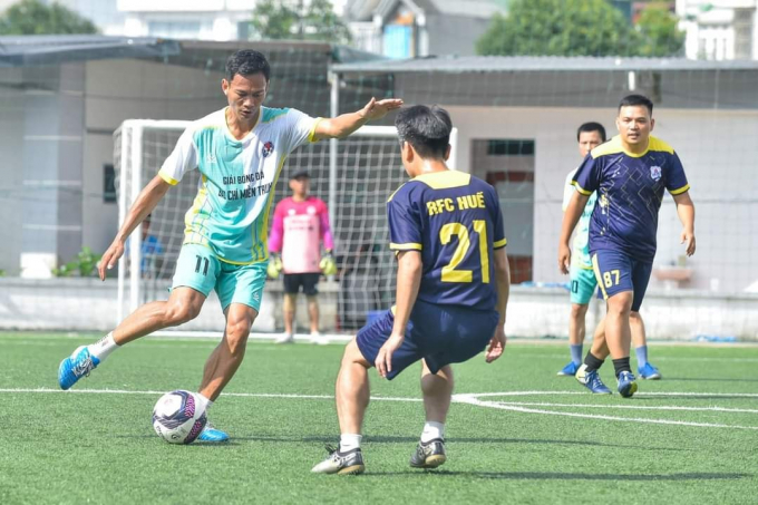 FC Báo chí Thanh Hóa đã có trận thắng đầu tiên ngay sau lễ khai mạc. Ảnh: Hoàng Đông.