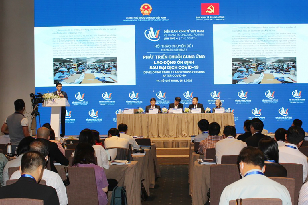 Hội thảo chuyên đề 'Phát triển chuỗi cung ứng lao động ổn định sau đại dịch Covid-19'. Ảnh: Nguyễn Thủy.
