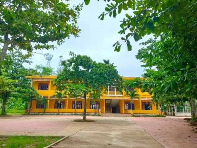 Trường THCS Bình Minh.