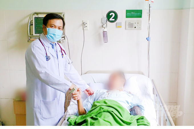 Hiện sức khỏe của ông L.V.H (71 tuổi, ở tỉnh Vĩnh Long) đang hồi phục tốt. Ảnh: Lê Hoàng Vũ.