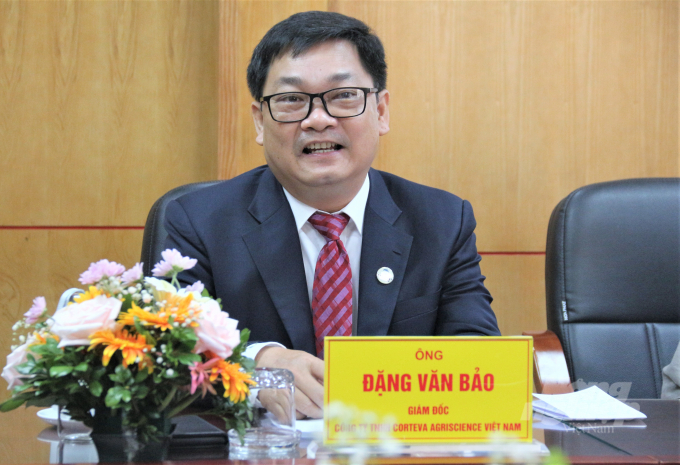 Ông Đặng Văn Bảo, Chủ tịch Hiệp hội Croplife Việt Nam, Tổng Giám đốc Công ty Corterva Việt Nam cam kết cùng với Cục BVTV triển khai hiệu quả chương trình hợp tác. Ảnh: Phạm Hiếu.