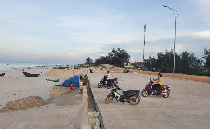 A new fishing wharf has been newly invested in Ngu Thuy commune. Photo: T.P.
