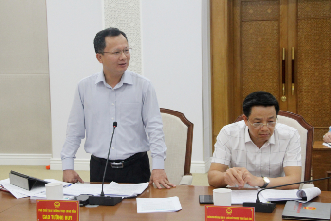 Ông Cao Tường Huy, Phó Chủ tịch Thường trực UBND tỉnh, phát biểu tại hội nghị. Ảnh: Báo Quảng Ninh