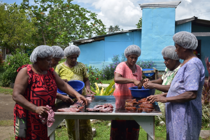 The FishFAD initiative is also training women fish processors to add value to their catches and increase their incomes by utilizing previously discarded fish parts to make fish burgers, fish samosas and other products