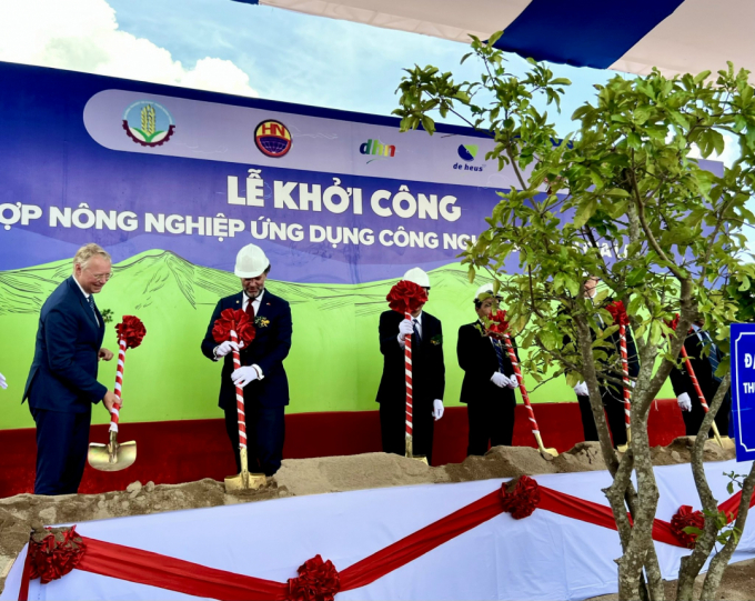 Groundbreaking ceremony of 'DHN Dak Lak High-Tech Agricultural Park Complex' Project funded by De Heus Corporation in May 2022.