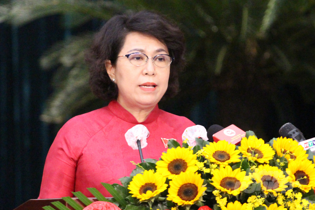 Chủ tịch Ủy ban MTTQ Việt Nam TP.HCM Tô Thị Bích Châu. Ảnh: Nguyễn Thủy.