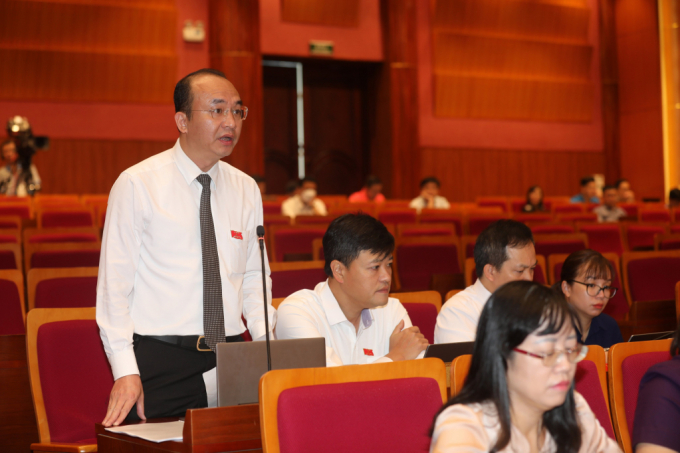 Đại biểu Lê Cao Long, Tổ đại biểu TP Cẩm Phả. Ảnh: Báo Quảng Ninh