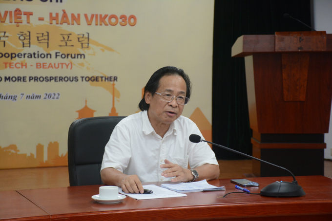 Ông Nguyễn Lân Trung, Phó Chủ tịch kiêm Tổng thư ký Hội Liên lạc với người Việt Nam ở nước ngoài.