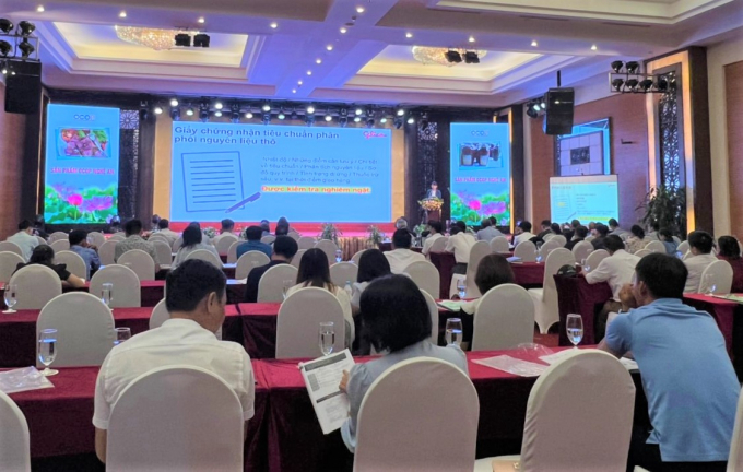 The event was attended by about 100 delegates from Nghe An Province's agencies and departments, agricultural extension officers and local farmers.