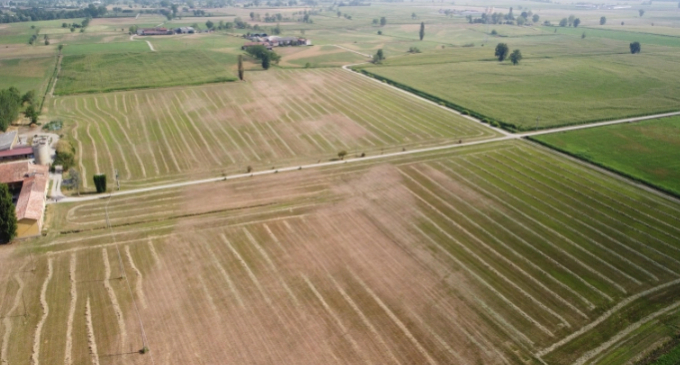 Italy’s agriculture ministry has warned the country’s parliament that a third of the national agricultural output was at risk. Photo: DUNAS