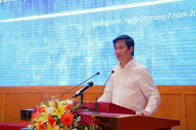Ông Nguyễn Tường Văn, Chủ tịch UBND tỉnh Quảng Ninh, phát biểu