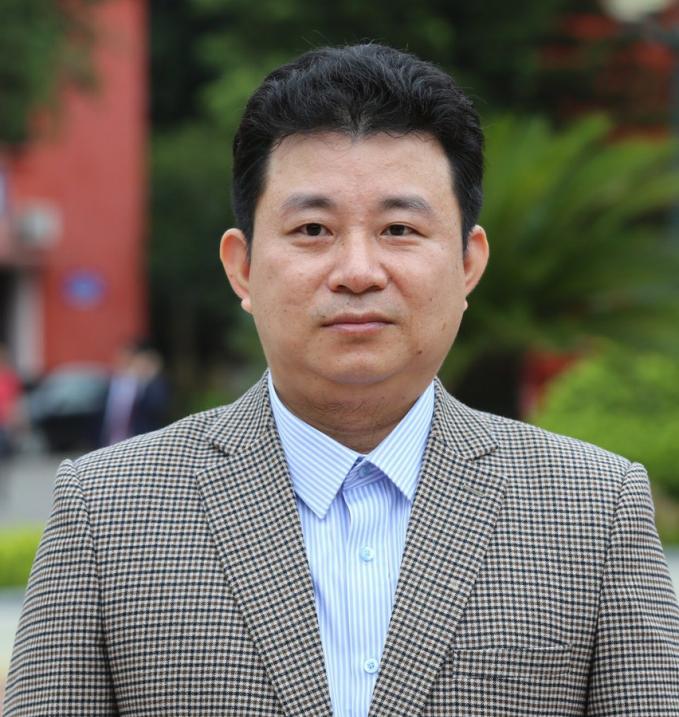 Ông Ngô Văn Thịnh - Phó Vụ trưởng, Phụ trách Vụ Kế hoạch Tài chính (Bộ GD-ĐT).
